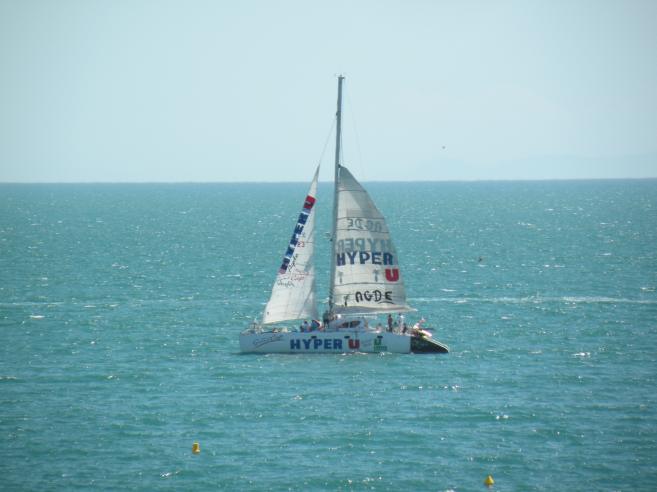  catamaran hyper U